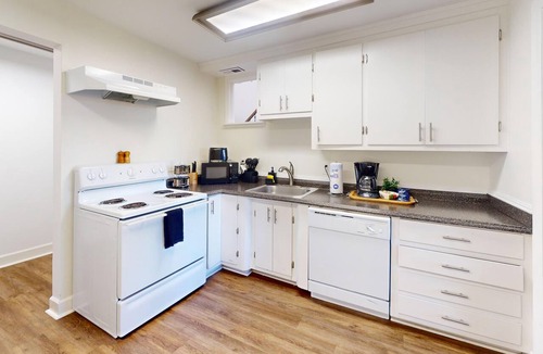 Sobro Apartment | Steps from Broadway - The Lofts @ 107 - Unit 1, Steps from Broadway - The Lofts @ 107 - Unit 1