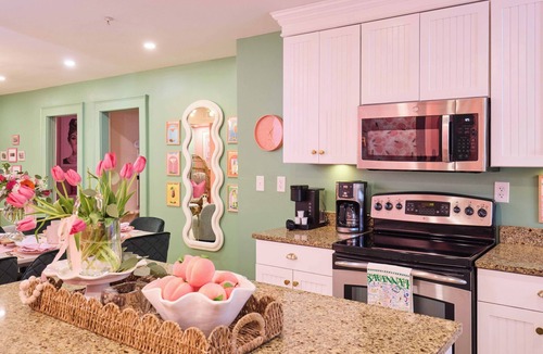 Historic District - North House | Steps from Broughton, Walk to Shops and Bars
