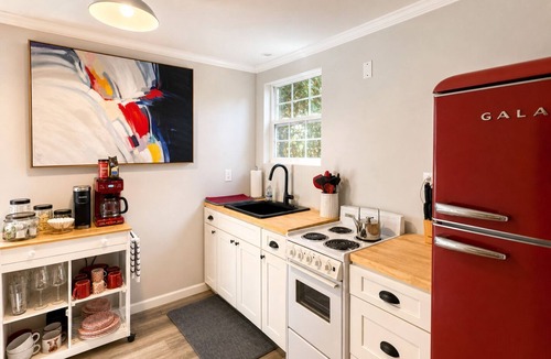 McMinnville House | Steps From Downtown 3rd Street, Private & Clean Home!
