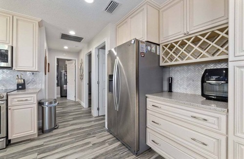 Flagler Beach Condo | Steps from Flagler Beach! 2-BR Condo, Pet-Friendly w/Balcony
