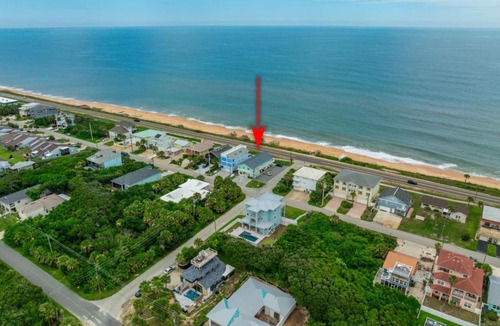 Flagler Beach Apartment | Steps from Flagler Beach! 2-BR Condo, Pet-Friendly w/Balcony