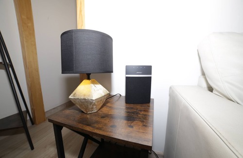 Las Acacias Apartment | Steps from Plaza Mayor! Wifi. A / A. Too quiet!!!
