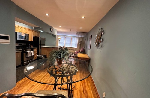 Turtle Bay House | STEPS FROM ROCKEFELLER CENTER, TIMES SQ., UNITED NATIONS, SHOPPING AND SUBWAY