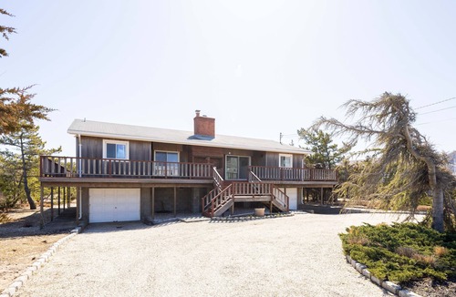 Southold House | Steps from Surf and Sand in Southold!