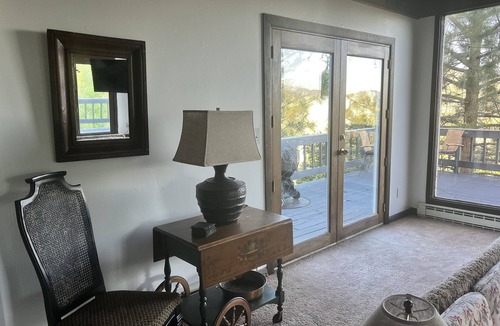 Fairway Meadows Ski Chalet | Steps from the slopes - Mountain retreat in Steamboat Springs!