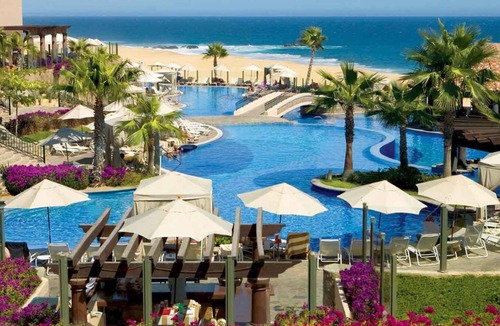 Paraiso Escondido Resort | Steps from the beach at Sunset Beach in marvelous Cabo San Lucas