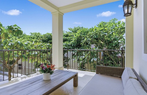 Las Catalinas Apartment | Steps from the Beach with Beach Club Access - 30 Avenida La Antigua