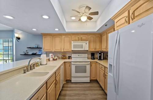Palm Island Villa | Steps from the Sand! Spectacular Gulf-View Villa with Easy Access B2311B
