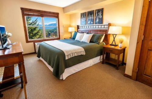 Edray Apartment | Steps From The Slopes Ski In Out Hot Tub Village