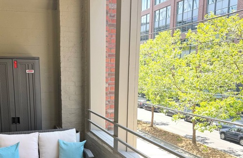 International District Condo | STEPS from the World Cup - Spacious 1BR next to Lumen Field