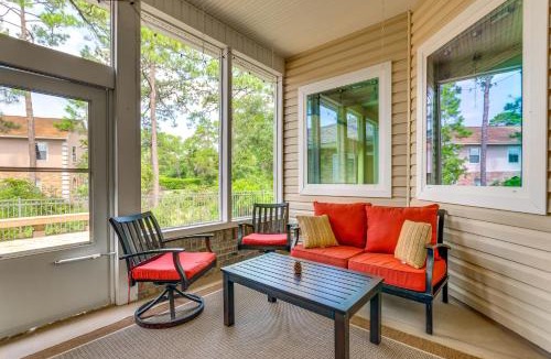 Navarre House | Steps to Bay: Tranquil Navarre Retreat w/Balcony