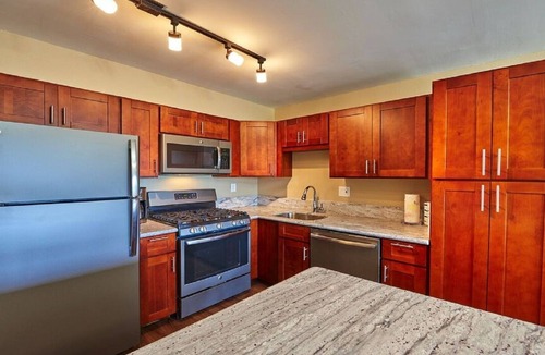 Kihei Condo | Steps to beach! Beautiful renovated 1 bedroom