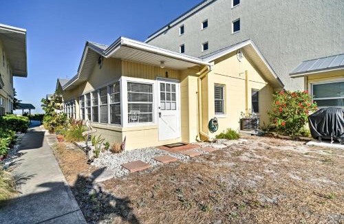 Indian Shores House | Steps to Beach, Cabana: Indian Shores Cottage