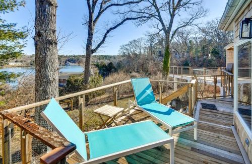 Vineyard Haven House | Steps to Beach: Martha's Vineyard Private Retreat!