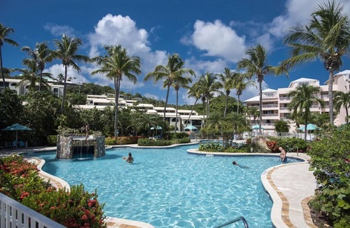 Nazareth Condo | Steps to Beach: Pool, Hot Tub, Restaurant, Gated