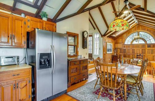 Cotuit House | Steps to Beach: Timeless Home w/Cotuit Bay View!
