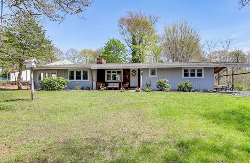 Hyannis House | Steps to Beaches & Main Street: Hyannis Retreat