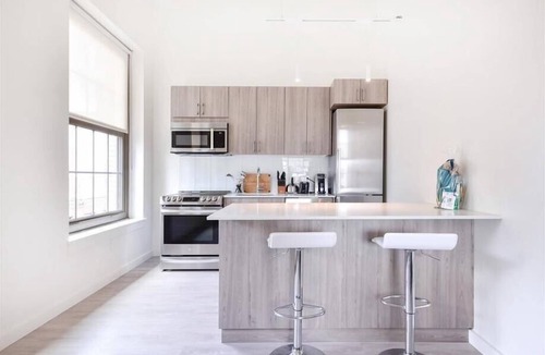 Chinatown Apartment | Steps to Boston Common 2 BR | Full Kitchen