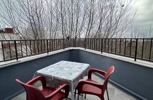 Sultanahmet Apartment | Steps to History 4.Floor Balcony