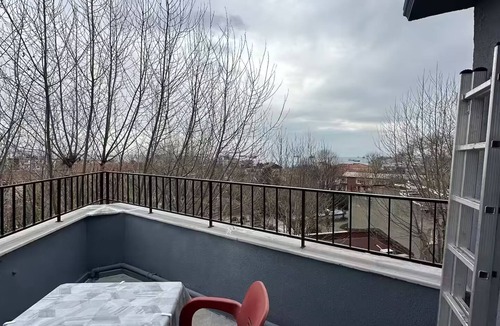 Sultanahmet Apartment | Steps to History 4.Floor Balcony