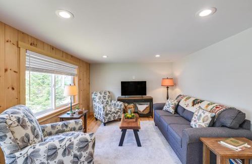 Franklin House | Steps to Lake Access! Eastbrook Family Cabin