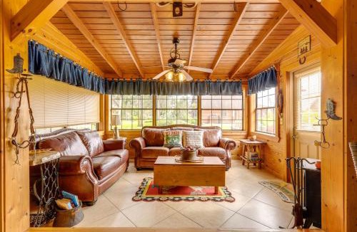 Okeechobee House | Steps to Lake Okeechobee: Cabin w/Pool Access!