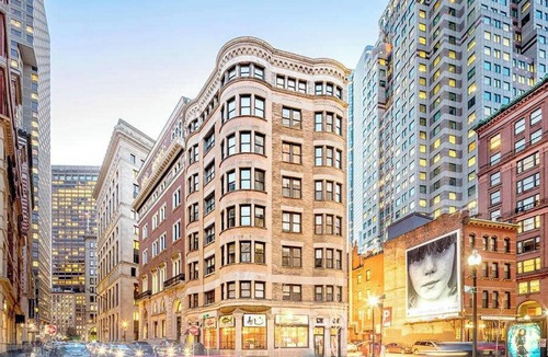 Boston Financial District Apartment | Steps to North End, Aquarium, and all Touristy spots. Nearby to Hospitals, ideal for medical stays.
