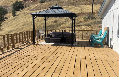 Sanger House | Steps to Pine Flat Lake & Marina