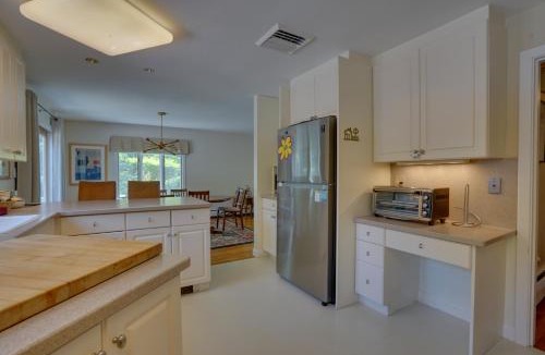 Marblehead House | Steps to Preston Beach! Family Home w/Backyard