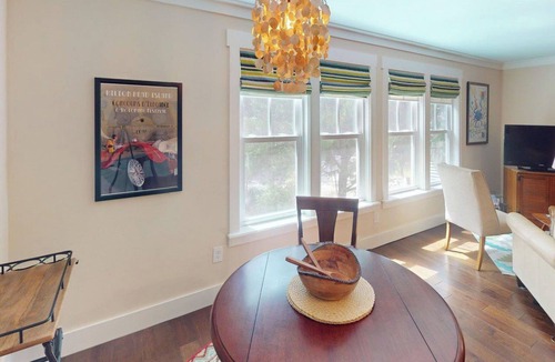 Olde Town Apartment | Steps to Riverfront: Dtwn Bluffton Studio!