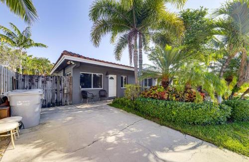 Pompano Beach Villa | Steps to Shore! 2 Pompano Beach Villas w/Pool