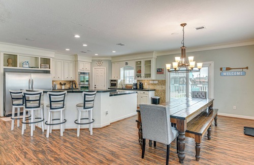 Surfside Beach Cottage | Steps to Surfside Beach: Large Group Gulf Retreat