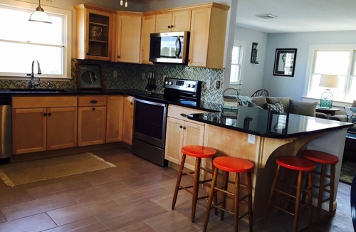 Sandpiper Pines House | Steps to the Ocean and Private Beach Sleeps 10