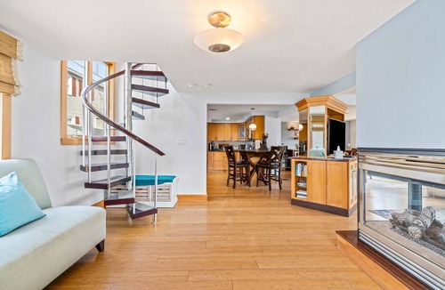 Salisbury Condo | Steps to the Sand | A/C | Yard | 1 Level Living