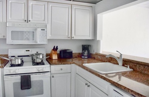 Key Biscayne Apartment | Steps to the Sand, Cozy 1 Bedroom Getaway with Pool -