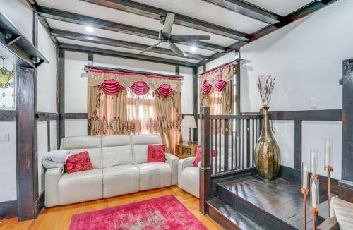 Stockade Historic District Apartment | Steps to Union College: Home w/Shared Yard!