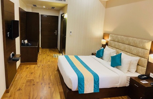 Jwalapur Hotel | Sterling Mantra Haridwar