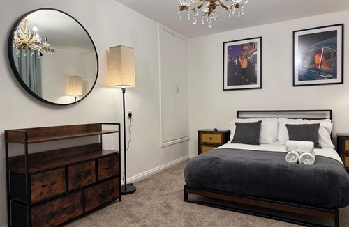 Stevenage House | Stevenage Contractor & Family Retreat