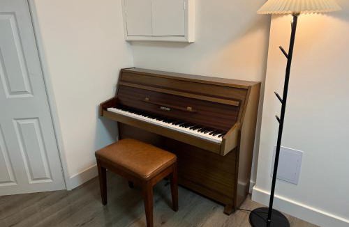 Stevenage House | Stevenage Contractor & Family Retreat