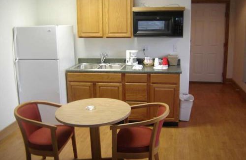 Gold Bar Hotel | Stevens Pass Motel