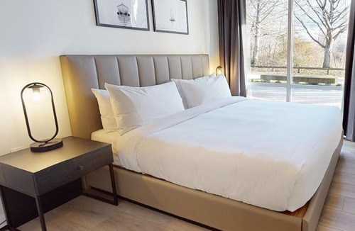 Steveston Hotel | Steveston Waterfront Hotel