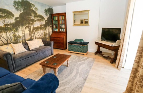 Tadcaster House | Stewards House
