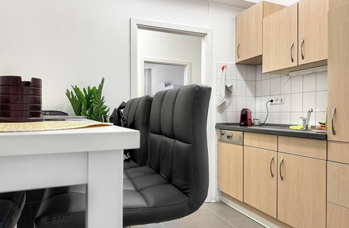 Neue Vorstadt Apartment | Stgt Apt – 12 Pers. nahe Schlossplatz