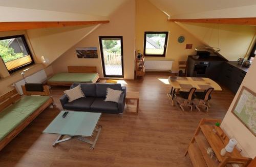 Eilsbrunn Apartment | Stifterfelsen Ferienwohnung
