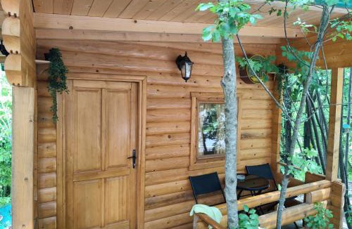 Donje Polje Ski Chalet | Still cabin