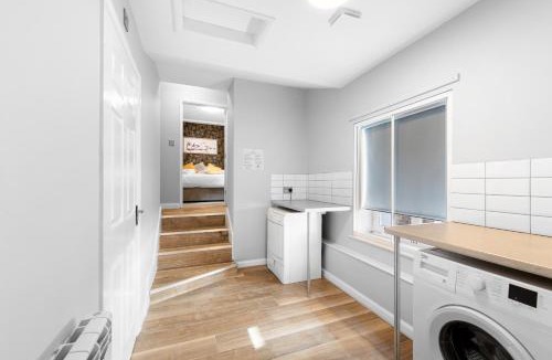 Boston House | Still House