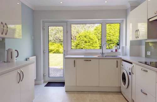 Emsworth Cottage | Still Waters, Emsworth - a cottage that sleeps 8 guests in 4 bedrooms