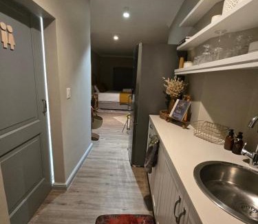 L'Agulhas Apartment | Still
