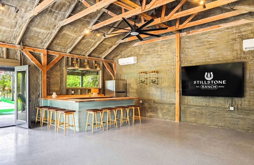 Driftwood House | Stillstone Ranch | A Wellness Retreat | Sleeps 32