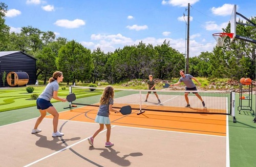 Driftwood House | Stillstone Ranch | A Wellness Retreat | Sleeps 32
